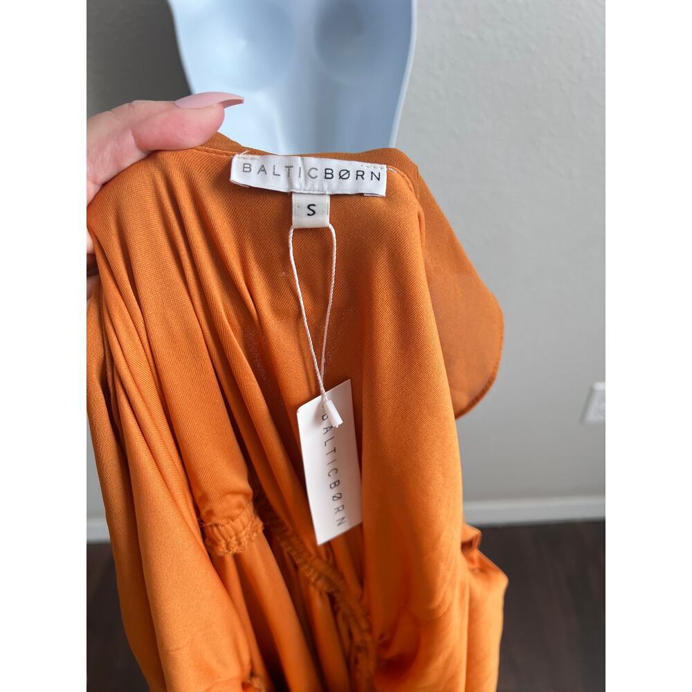 Rust Ruffle V-Neck Maxi Dress - Picture 7 of 9